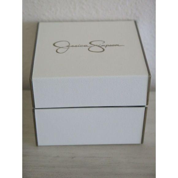 Jessica Simpson JSB8005SL Silver Crystal Infinity Hinged Bangle Watch Set $120 - Picture 8 of 8